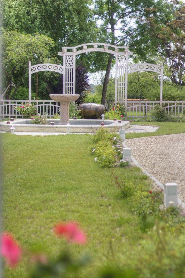 Villa L'Escale De Jules Et Lily Bligny-les-Beaune Exterior foto